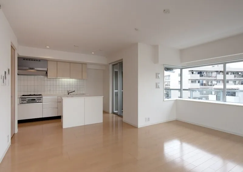 Residia Tower Kamiikebukuro (Tower Building) - Interior - ["Flooring", "Floor", "Apartment"]