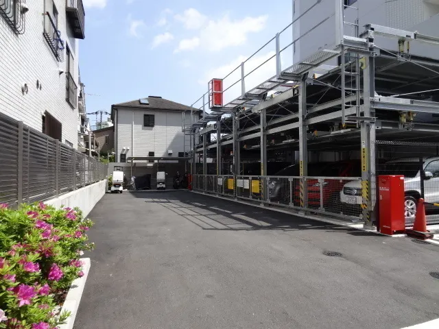 BLESS Nishi Sugamo - Other - ["Parking", "Parking lot", "Van"]