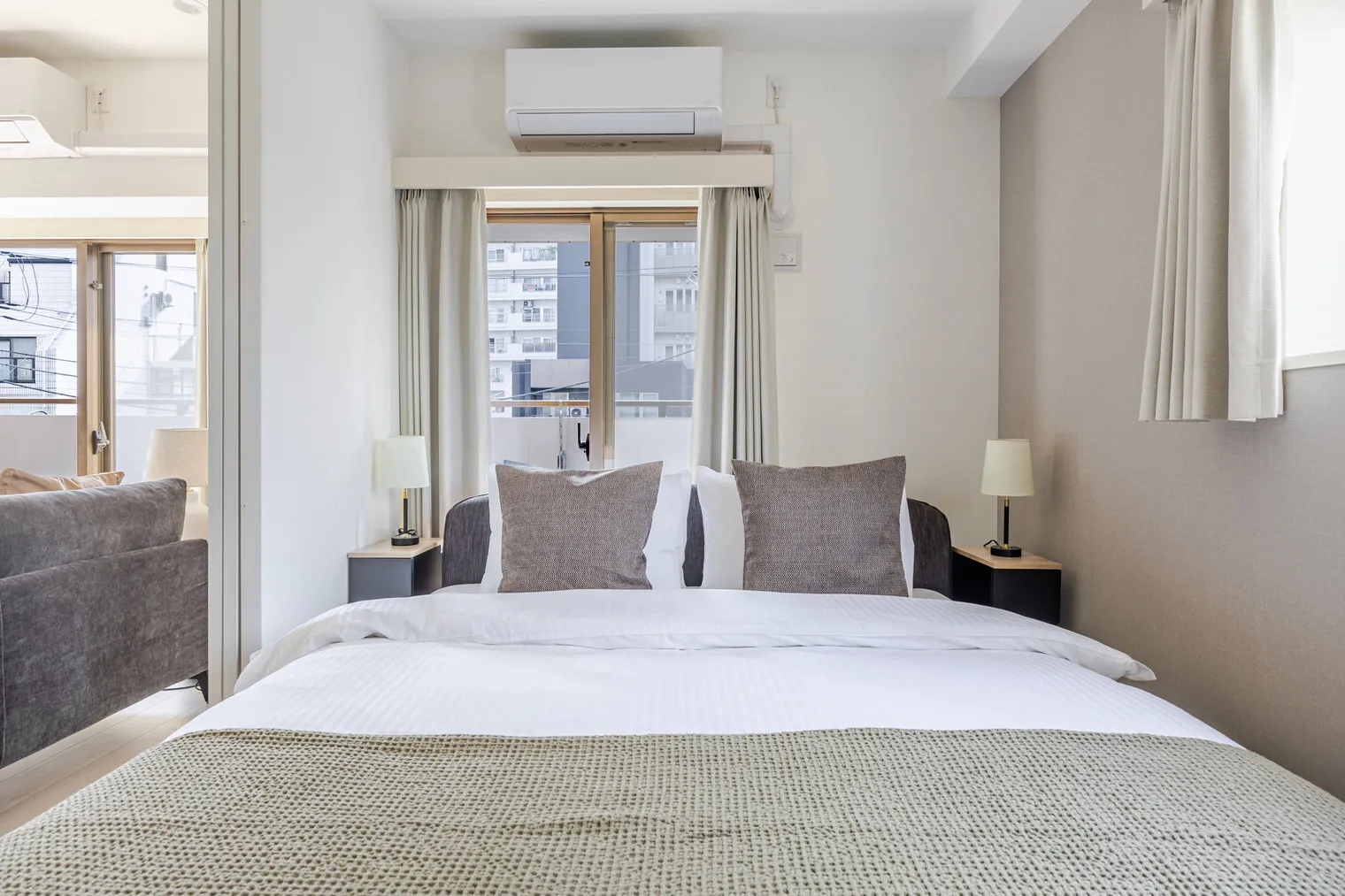 Prime Urban Meguro Riverfront - Interior - []