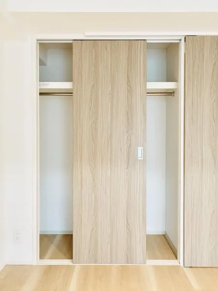 YOU I COURT - Interior - ["Fixture", "Wood", "Rectangle"]