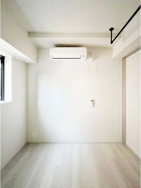Livio Maison Higashi-Ikebukuro - Interior - ["Ceiling", "Flooring", "Floor"]