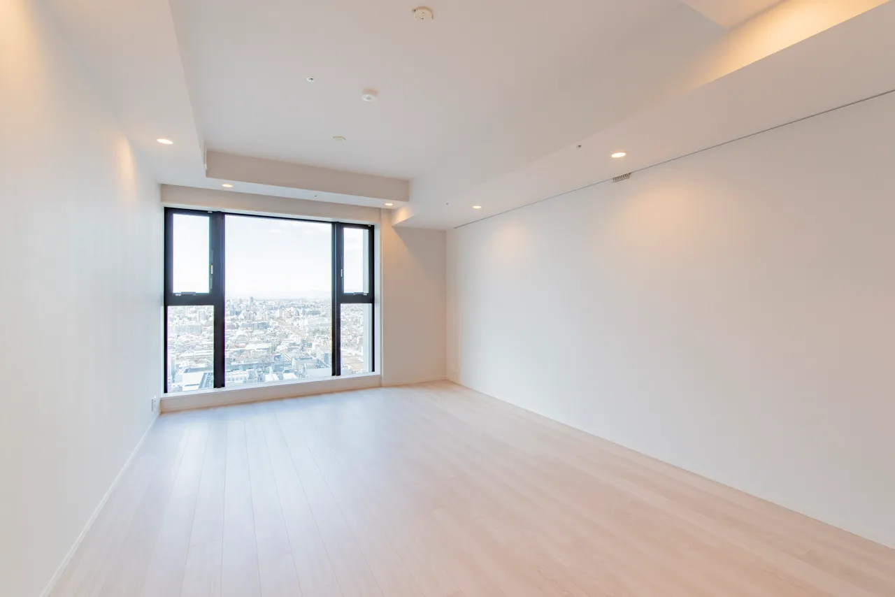 Nakano Station Residence - Interior - ["Floor", "Flooring", "Ceiling"]