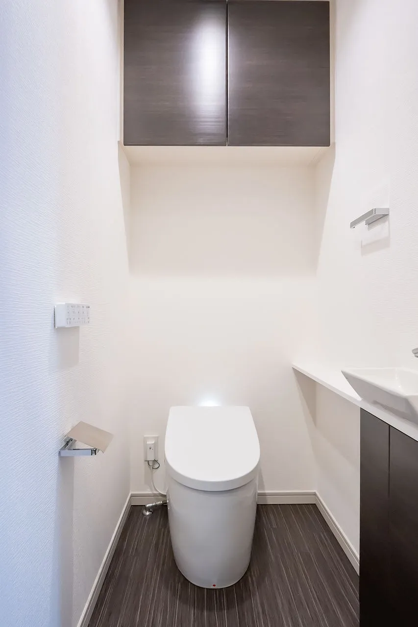 Platine Nishi Shinjuku - Interior - ["Property", "Plumbing fixture", "Toilet seat"]