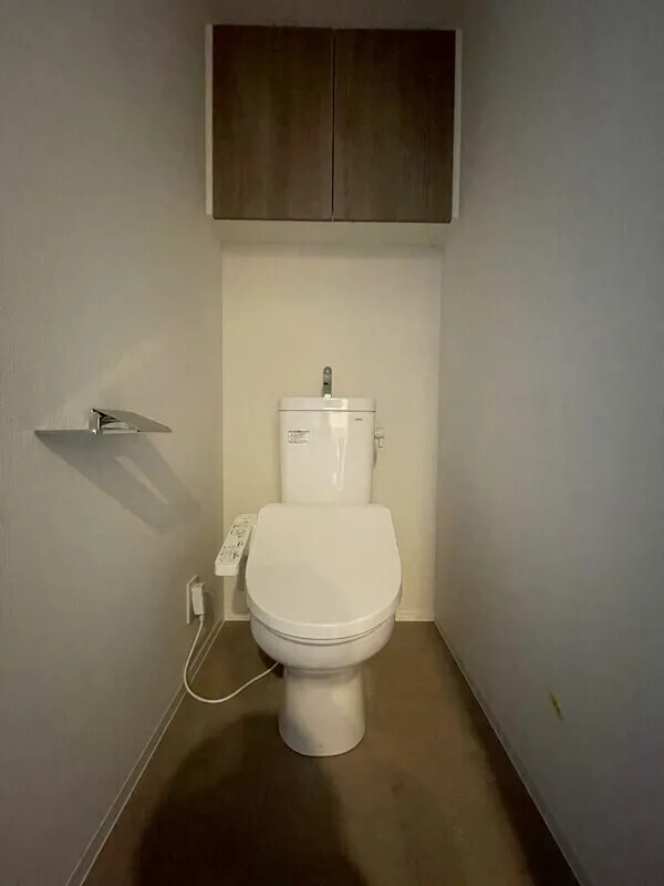 U Residence Higashiyukiya - Interior - ["Toilet seat", "Toilet", "Plumbing fixture"]