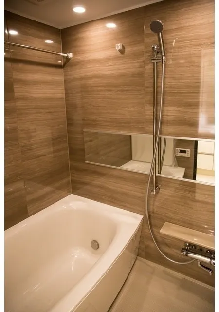 Comforia Shibuya West - Interior - ["Bathroom", "Plumbing fixture", "Flooring"]