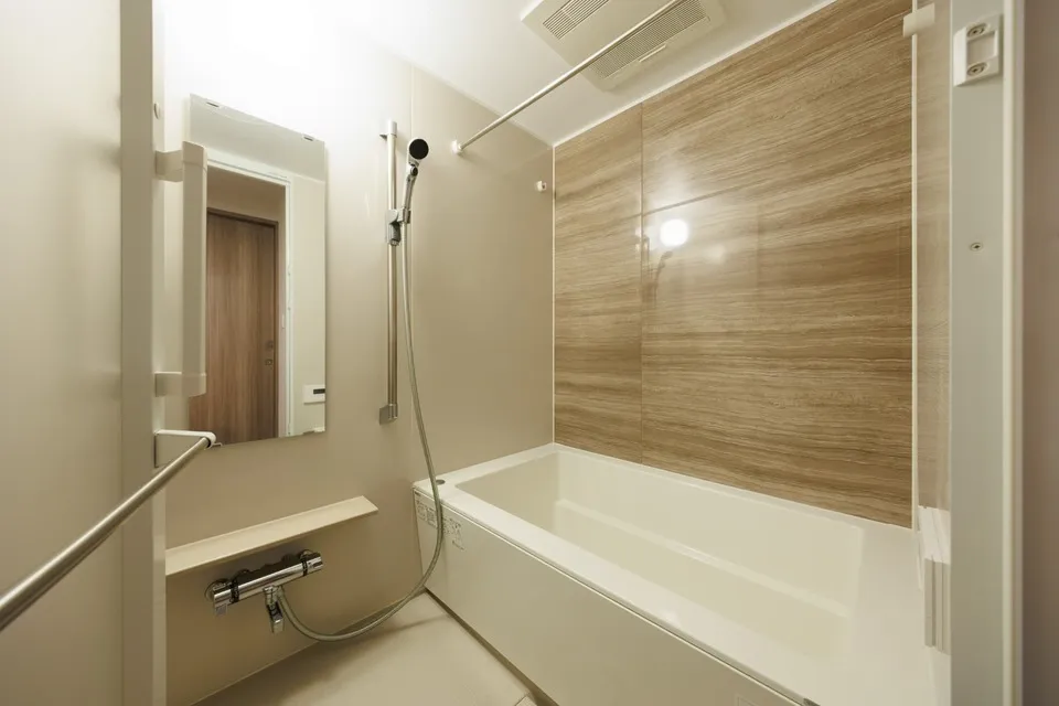 Hmlet Shinjuku Tower - Interior - ["Wall", "Flooring", "Floor"]