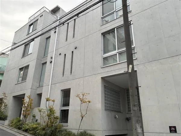Aprile Akasaka - Exterior - []