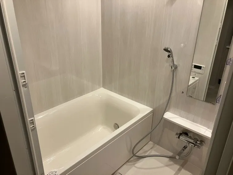 Season Flats Shin-Okachimachi East - Interior - ["Bathroom", "Plumbing fixture", "Bathtub"]