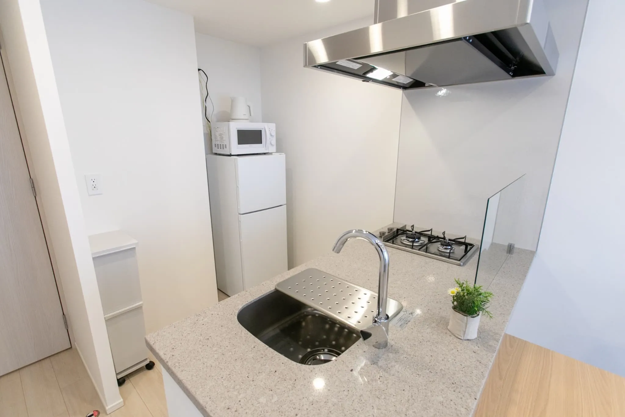 Hmlet Temma doshin - Interior - ["Kitchen", "Countertop", "Flooring"]