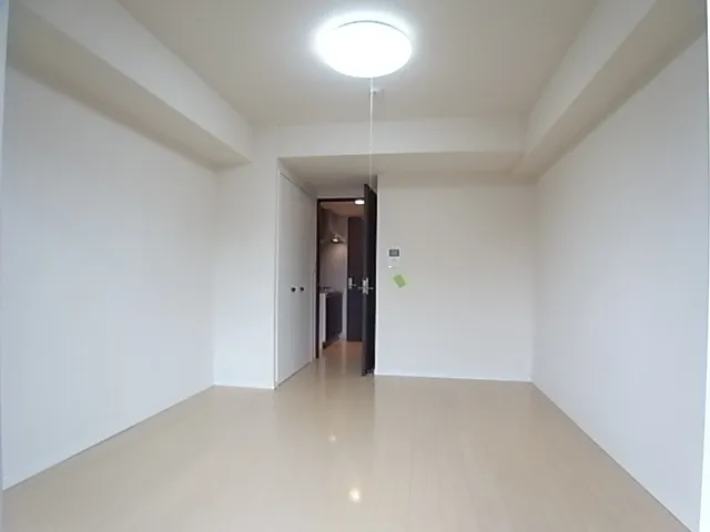 Ecology Toritsu University Residence - Interior - ["Flooring", "Floor", "Ceiling"]