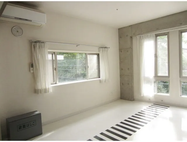 Scalar Sukumo - Interior - ["Window", "Property", "Building"]