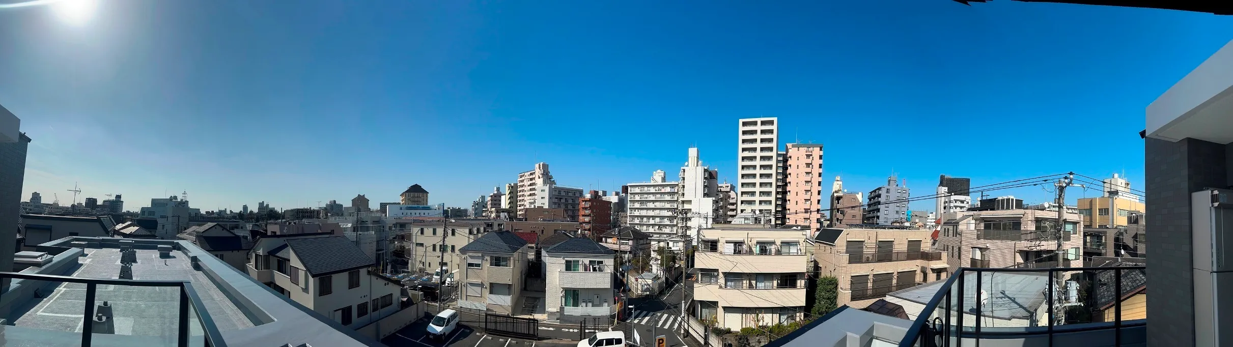 Branchiesta Ekoda - Interior - ["Daytime", "Urban area", "Metropolitan area"]