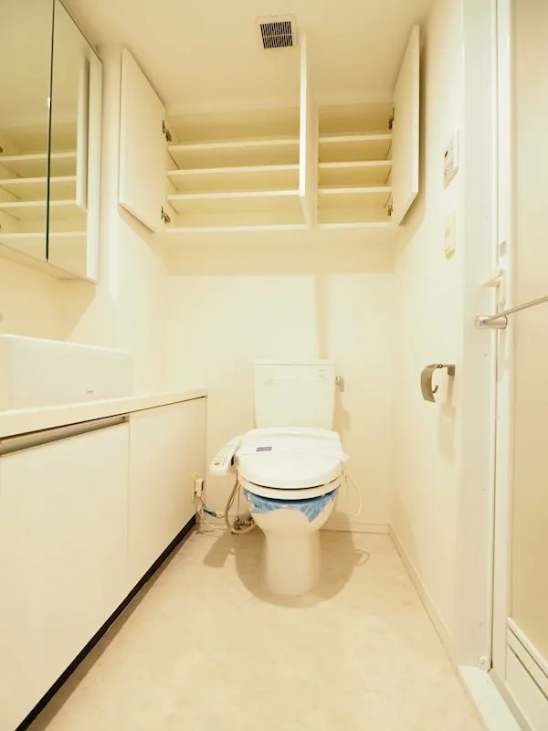 Residia Bunkyo Honkomagome - Interior - ["Building", "Toilet seat", "Toilet"]