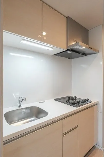 Comforia Liv Nishi-Kamata - Interior - ["Apartment", "Cabinetry", "Silver"]