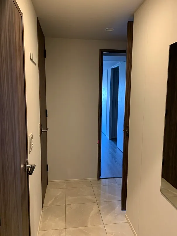 Rufon Prog Ueno Marks - Interior - ["Property", "Door", "Fixture"]