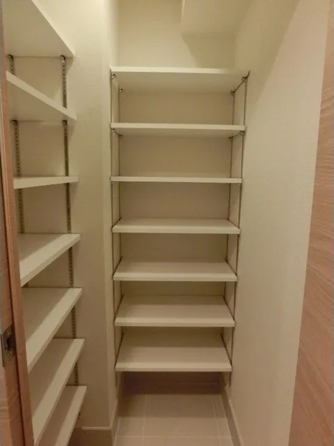 Claire Homes Shinjuku Hyakunincho - Interior - ["Shelf", "Shelving", "Furniture"]