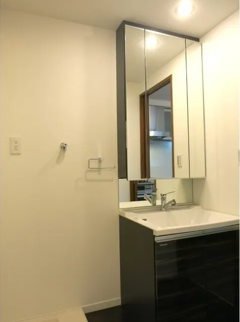 Laurier Ginza - Interior - ["Property", "Room", "Bathroom"]