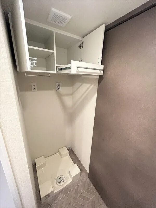 Blanchiesta Kiba - Interior - ["Flooring", "Floor", "Silver"]