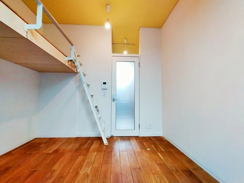 CASA BRICKS Jiyugaoka - Interior - ["Flooring", "Floor", "Wood"]