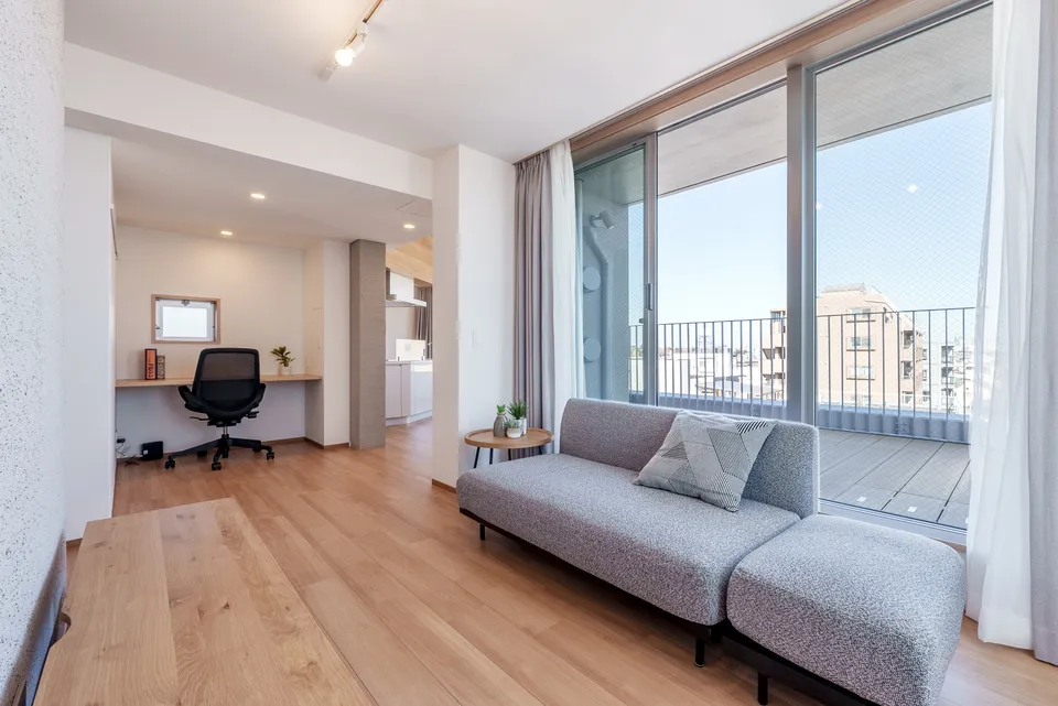 Hmlet Gakugei Daigaku - Interior - ["Flooring", "Floor", "Interior design"]