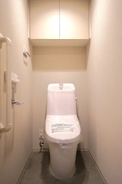 Brillia Ist Ueno Inaricho - Interior - ["Toilet", "Bathroom", "Toilet seat"]
