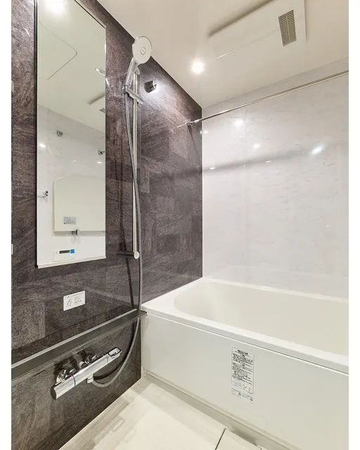Baus Flats Kuramae - Interior - ["Flooring", "Floor", "Interior design"]