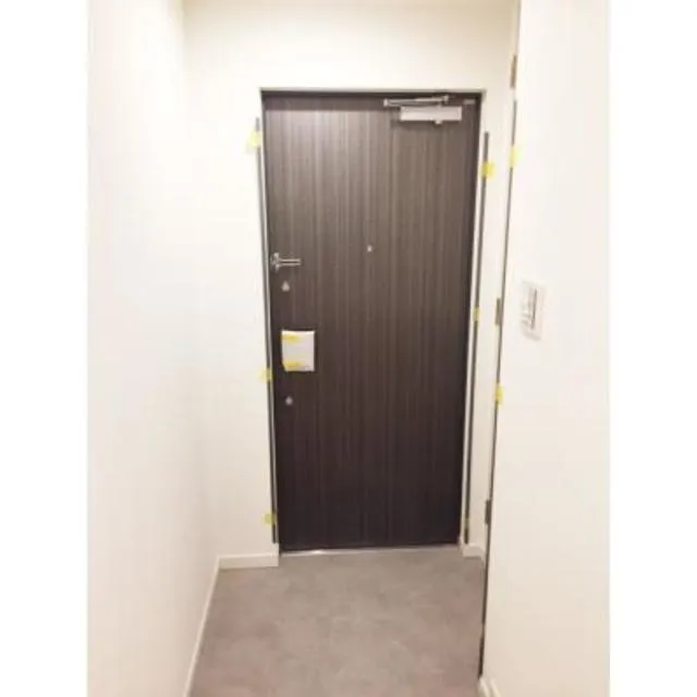 Oryzae Kayabacho - Interior - ["Door", "Fixture", "Building"]