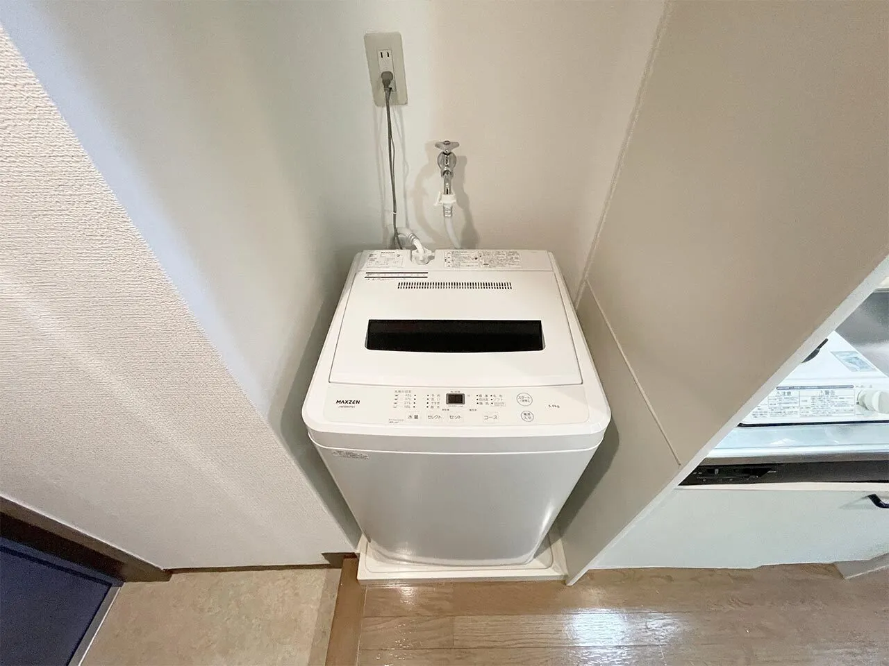 Mynavi STAY Miraie Kudan Minami - Interior - []