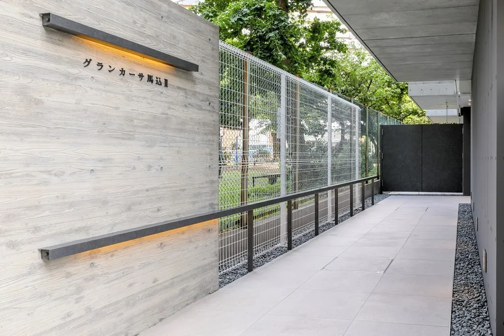 Gran Casa Magome II - Exterior - ["Tree", "Urban design", "Road surface"]