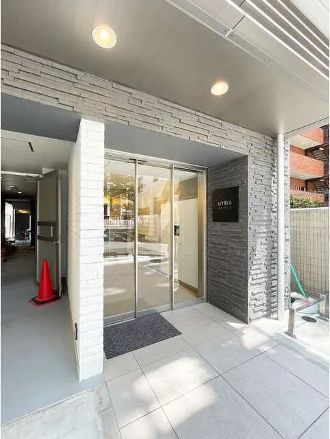 Milia Residence Hiroo - Exterior - ["Property", "Fixture", "Interior design"]
