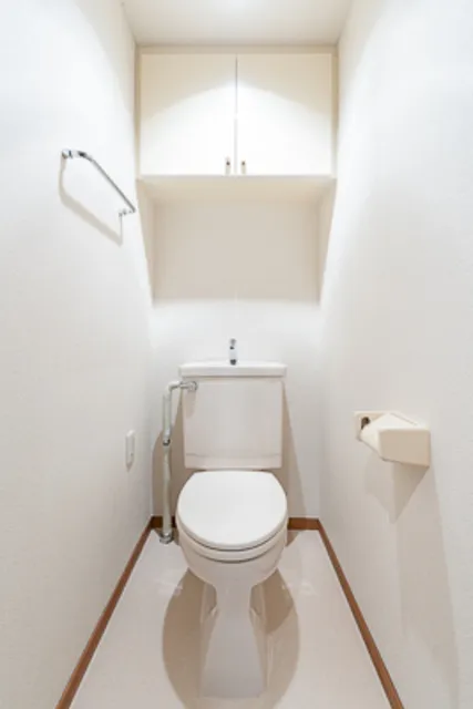 Mejirodai Garden - Interior - ["Toilet seat", "Toilet", "Plumbing fixture"]