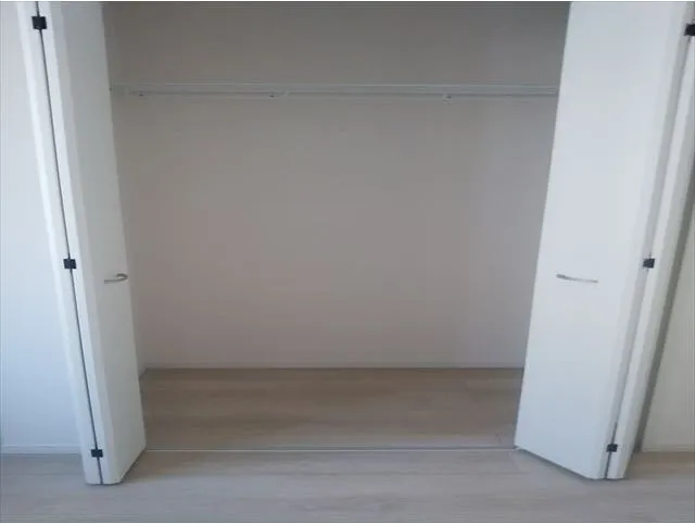 Kolet Yokohama Rokkakubashi #04 - Interior - ["Wood", "Flooring", "Floor"]