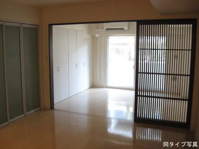 Comforia Meguro Chojamaru - Interior - ["Property", "Room", "Architecture"]