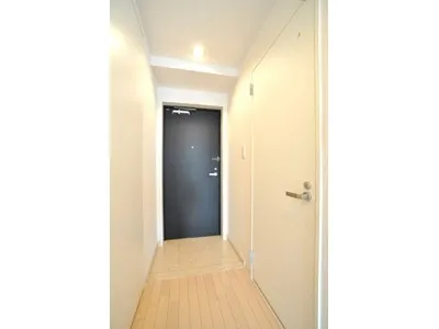 Premier Stage Mita Keio University Front - Interior - ["Door", "Fixture", "Wood"]
