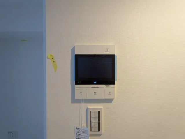 Harmony Residence Kamata Art Villa - Interior - ["Computer monitor accessory", "Gadget", "Display device"]