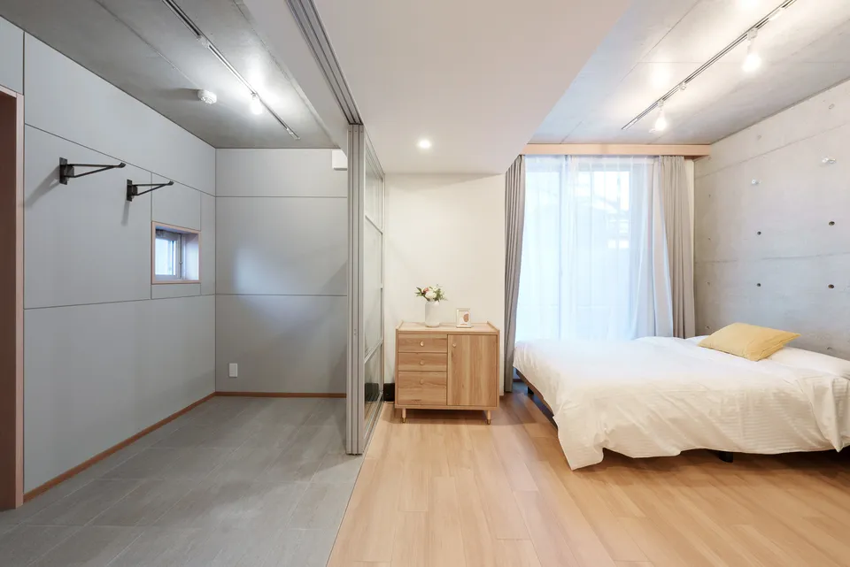 Hmlet Gakugei Daigaku - Interior - ["Flooring", "Floor", "Wood flooring"]