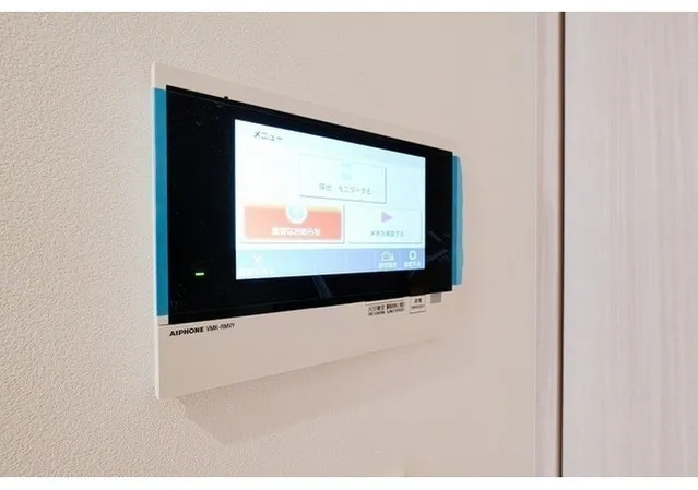 Season Flats Omorinishi - Interior - ["Electronic device", "Display device", "Technology"]