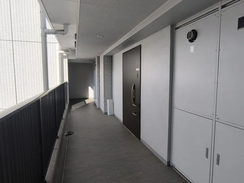 Livio Raison Chiyoda Iwamotocho Lugente - Other - ["Floor", "Apartment", "Glass"]