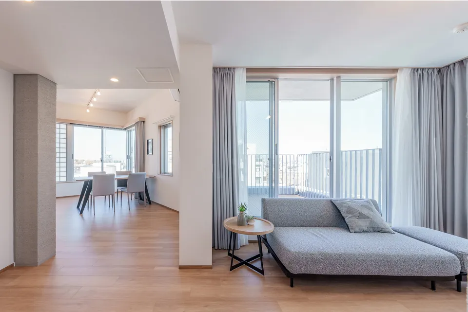 Hmlet Gakugei Daigaku - Interior - ["Flooring", "Interior design", "Floor"]