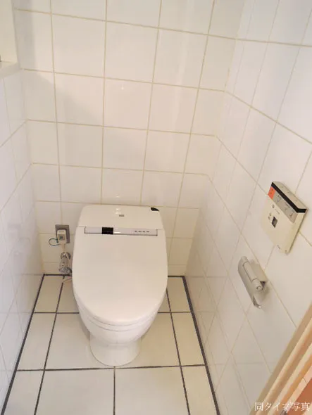 Elstanza Daikanyama - Interior - ["Toilet", "Plumbing fixture", "Bathroom"]
