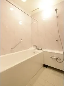 Shinagawa Prince Residence - Interior - ["Bathroom", "Flooring", "Plumbing fixture"]