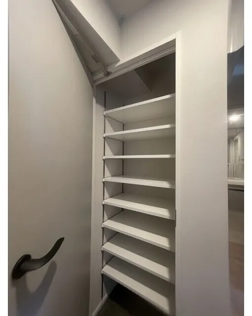 Urbanex Asakusabashi Front - Interior - ["Shelving", "Shelf", "Interior design"]