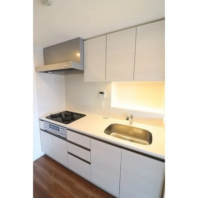 Comforia Shibuya West - Interior - ["Cabinetry", "Countertop", "Building"]