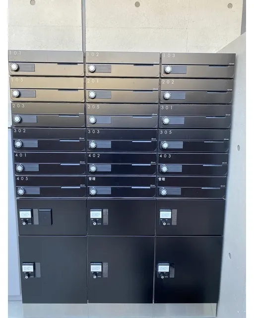 La Douceur Musashikoyama - Exterior - ["Cabinetry", "Locker", "Rectangle"]