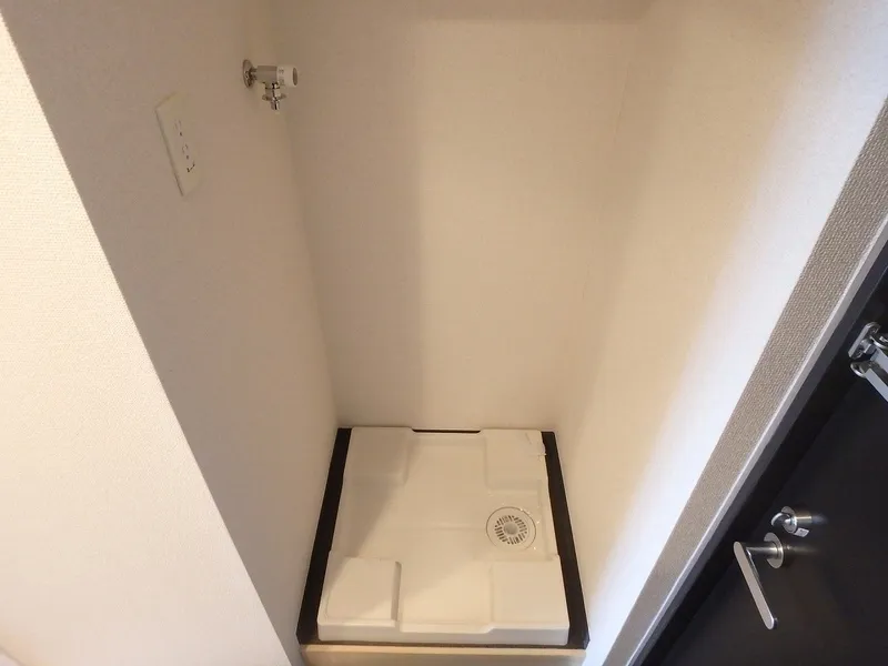 Prime Urban Nishi-Ojima - Interior - ["Tile", "Tile Flooring"]