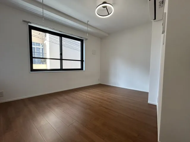 El Faro Otsuka IV - Interior - ["Flooring", "Wood", "Floor"]
