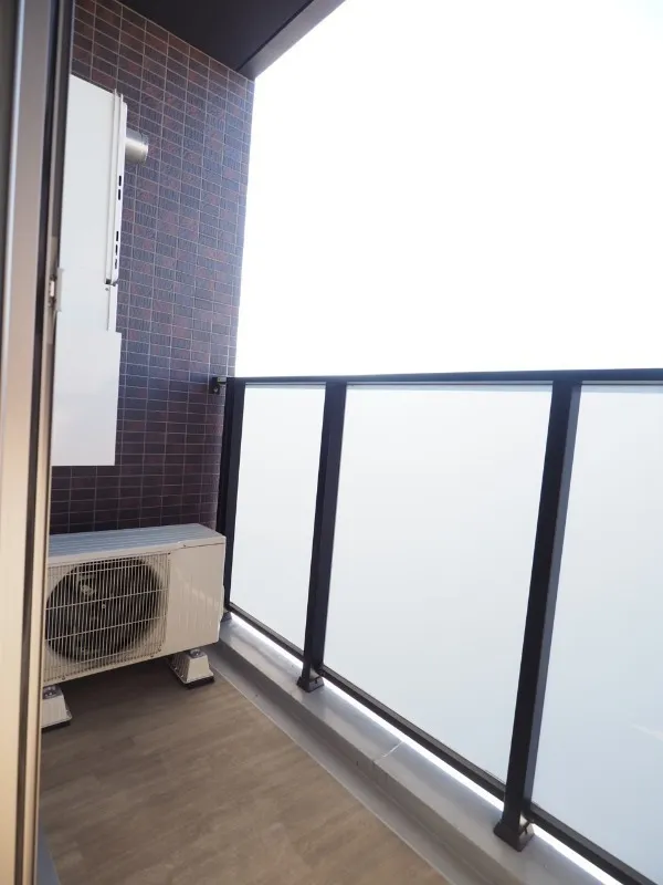 Due Kamata Minami - Interior - ["Glass", "Apartment", "Balcony"]