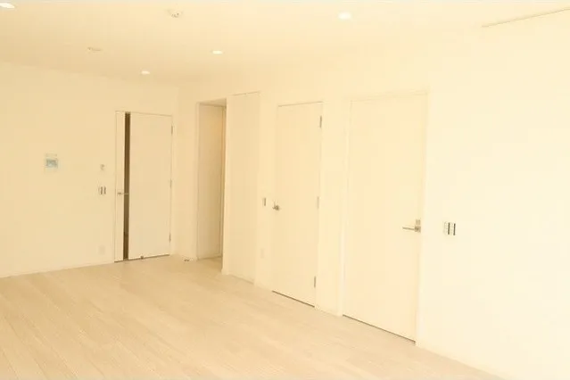 JP Noie Ebisu West - Interior - ["Door", "Fixture", "Wood"]