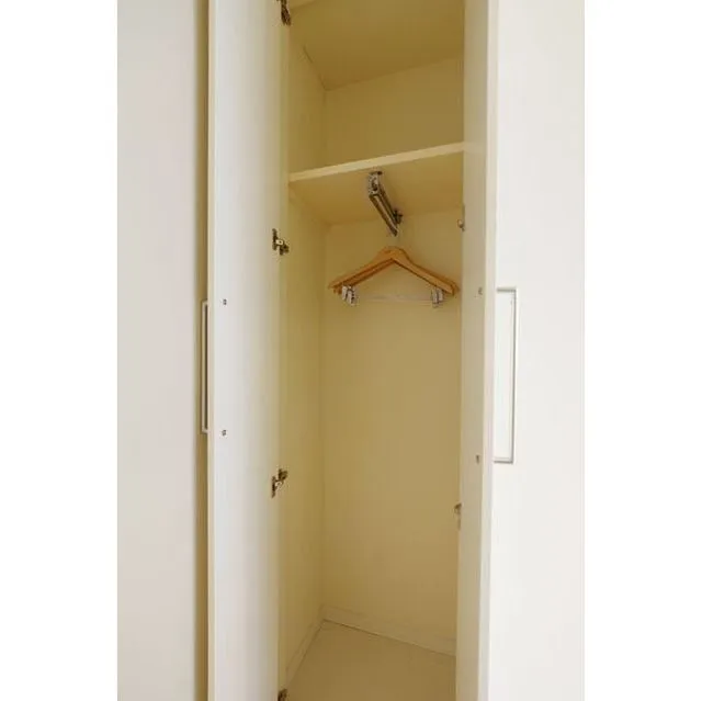 Frontier Residence The Tower Shinagawa - Interior - ["Door", "Dead bolt", "Fixture"]