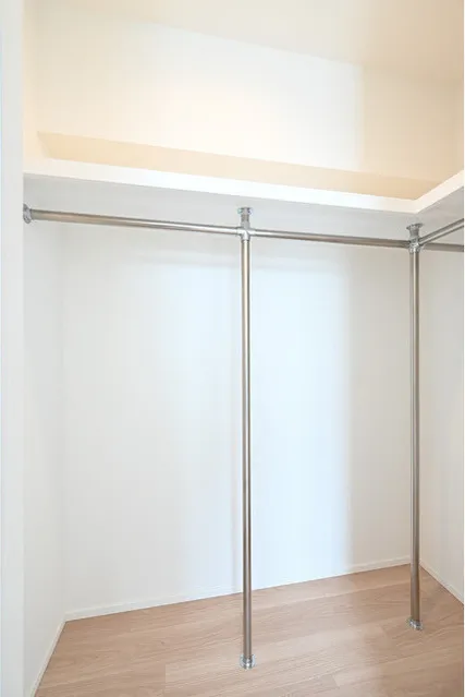 Comforia Liv Omorinishi - Interior - ["Flooring", "Floor", "Ceiling"]